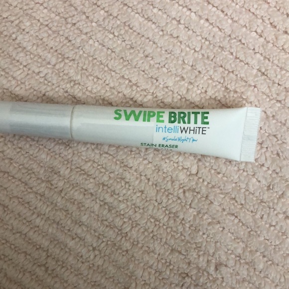 NEW INTELLI WHITE #smile right now swipe brite stain eraser.new never use - Picture 2 of 8
